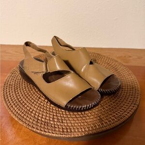 Dr. Scholl's Brown Open-Toe Sandals Leather